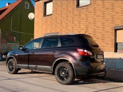 Braun Gebraucht 2011 Nissan Qashqai SUV | 8.000 €