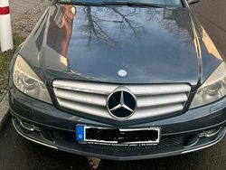 Grau Gebraucht 2007 Mercedes C350 Limousine | 5.500 € (Fairer Preis)