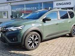 Safarigrün Gebraucht 2024 Dacia Jogger Expression Van / Kleinbus | 24.880 € (Fairer Preis)