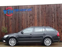 Schwarz Gebraucht 2011 Skoda Octavia Kombi | 5.950 € (Fairer Preis)