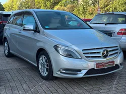 Silber Gebraucht 2013 Mercedes B200 Van / Kleinbus | 11.790 € (Fairer Preis)