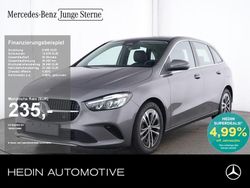 Grau Gebraucht 2024 Mercedes B180 Progressive Van / Kleinbus | 29.660 € (Guter Preis)