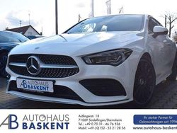 Polarweiss Gebraucht 2021 Mercedes CLA220 AMG line Limousine | 28.890 € (Fairer Preis)