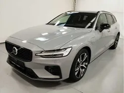 Vapour grey Gebraucht 2024 Volvo V60 Plus Kombi | 41.900 € (Fairer Preis)