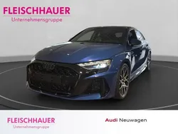 Blau Neu 2024 Audi RS3 Comfort Kleinwagen | 69.490 €