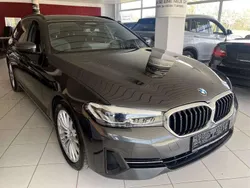 Sophistograu brillanteffekt me Gebraucht 2022 BMW 530 Kombi | 34.945 € (Superpreis)