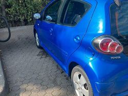 Schwarz Gebraucht 2008 Toyota Aygo Kleinwagen | 2.950 € (Fairer Preis)