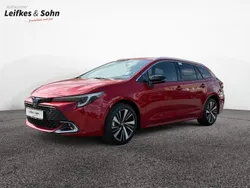 Karminarot metallic Neu 2025 Toyota Corolla Kombi | 35.780 €