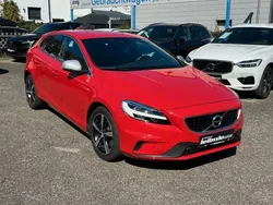 Passion red / solid Gebraucht 2018 Volvo V40 R-Design Kombi | 16.980 € (Fairer Preis)