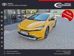 Gelb Gebraucht 2023 Toyota Prius Plug-in Hybrid Executive Kleinwagen | 34.830 € (Guter Preis)