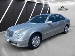 Silber Gebraucht 2003 Mercedes E200 Limousine | 6.950 € (Etwas zu teuer)