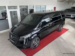 Schwarz Neu 2025 Mercedes V300 Avantgarde Van / Kleinbus | 109.990 € (Etwas zu teuer)