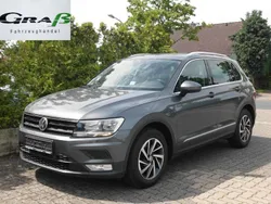 Indiumgrau metallic Gebraucht 2017 VW Tiguan Sound SUV | 17.930 € (Fairer Preis)