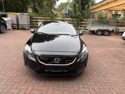 Schwarz Gebraucht 2014 Volvo V40 Kombi | 10.500 €