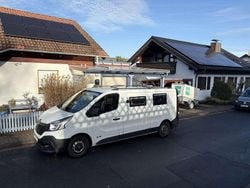 Weiß Gebraucht 2015 Renault Trafic Basis Van / Kleinbus | 12.000 € (Etwas zu teuer)