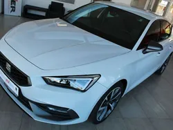 Weiß Gebraucht 2020 Seat Leon Beats Limousine | 21.990 € (Fairer Preis)