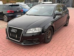 Schwarz Gebraucht 2005 Audi A3 Attraction Limousine | 1.990 € (Guter Preis)