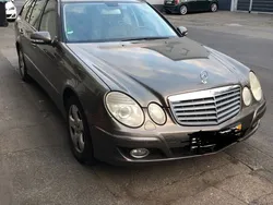 Gold Gebraucht 2007 Mercedes E280 Avantgarde Kombi | 2.950 € (Guter Preis)
