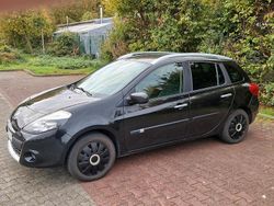 Schwarz Gebraucht 2009 Renault Clio GrandTour Kombi | 2.100 € (Fairer Preis)