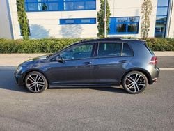 Grau Gebraucht 2016 VW Golf VII Sportline Limousine | 21.500 € (Fairer Preis)