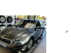 Graphitegrau metallic Gebraucht 2024 Skoda Octavia Style Kombi | 24.960 € (Fairer Preis)
