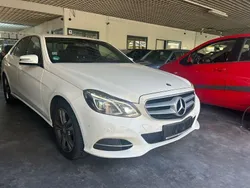 Weiß Gebraucht 2013 Mercedes E220 Limousine | 11.900 € (Fairer Preis)