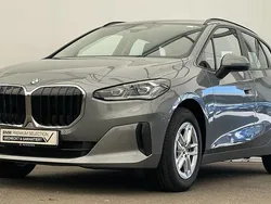 Skyscraper grau metallic Gebraucht 2024 BMW 218 Active Tourer Luxury Line Van / Kleinbus | 27.899 € (Superpreis)