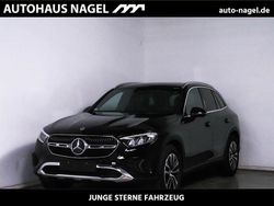 Lack obsidianschwarz (metallic) Gebraucht 2024 Mercedes GLC200 Avantgarde SUV | 47.889 € (Guter Preis)