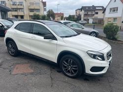 Calcitweiss/zirrusweiss Gebraucht 2016 Mercedes GLA250 AMG line SUV | 15.999 € (Guter Preis)