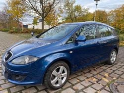 Blau Gebraucht 2012 Seat Altea XL Copa Van / Kleinbus | 3.449 € (Fairer Preis)