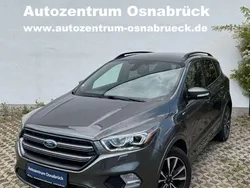 Grau Gebraucht 2017 Ford Kuga ST-Line SUV | 13.990 € (Fairer Preis)