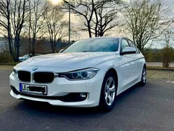Weiß Gebraucht 2012 BMW 320 Efficient Dynamics Limousine | 9.500 € (Fairer Preis)