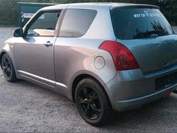 Grau Gebraucht 2007 Suzuki Swift Kleinwagen | 1.350 € (Superpreis)