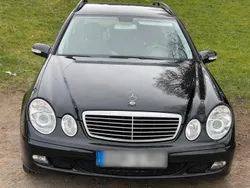 Schwarz Gebraucht 2006 Mercedes E220 Kombi | 2.200 € (Guter Preis)