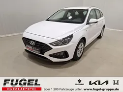 Atlas white / sol Gebraucht 2023 Hyundai i30 Kombi | 16.499 € (Guter Preis)
