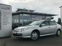 Grau Gebraucht 2011 Renault Laguna III Dynamique Limousine | 5.790 €