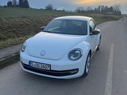 Weiß Gebraucht 2012 VW Beetle Limousine | 7.499 € (Fairer Preis)