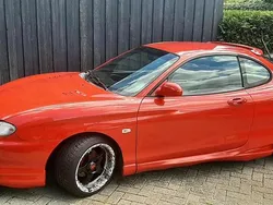 Rot Gebraucht 1996 Hyundai Coupé Coupé | 3.210 €