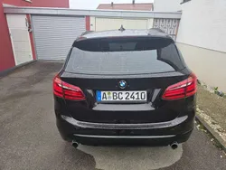 Braun Gebraucht 2015 BMW 225 Active Tourer Luxury Line Van / Kleinbus | 16.299 € (Fairer Preis)