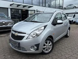 Grau Gebraucht 2011 Chevrolet Spark Kleinwagen | 2.950 € (Fairer Preis)