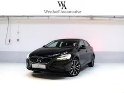 Onyx black / metallic Gebraucht 2017 Volvo V40 Momentum Kombi | 16.900 € (Guter Preis)
