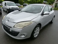 Grau Gebraucht 2008 Renault Mégane III Dynamique Limousine | 2.000 € (Etwas zu teuer)