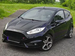 Schwarz Gebraucht 2016 Ford Fiesta Sport Kleinwagen | 10.000 € (Fairer Preis)