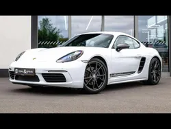 Weiß Gebraucht 2020 Porsche 718 Cayman T Coupé | 64.999 €