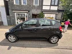 Schwarz Gebraucht 2005 Mercedes A160 Classic Van / Kleinbus | 3.750 € (Fairer Preis)