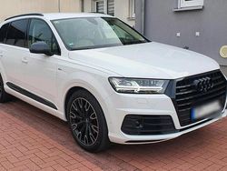Weiß Gebraucht 2018 Audi Q7 SUV | 35.300 € (Guter Preis)