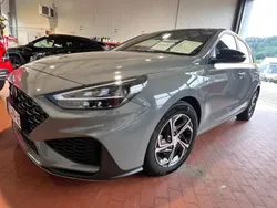 Shadow grey / sol Gebraucht 2023 Hyundai i30 N Line Limousine | 26.300 € (Etwas zu teuer)