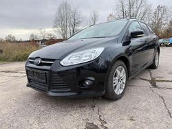 Schwarz Gebraucht 2011 Ford Focus Trend Kombi | 4.299 € (Guter Preis)