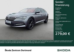 Graphitegrau metallic Gebraucht 2022 Skoda Superb Style Kombi | 29.721 € (Fairer Preis)