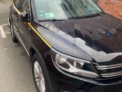 Schwarz Gebraucht 2015 VW Tiguan Sportline SUV | 11.200 € (Fairer Preis)